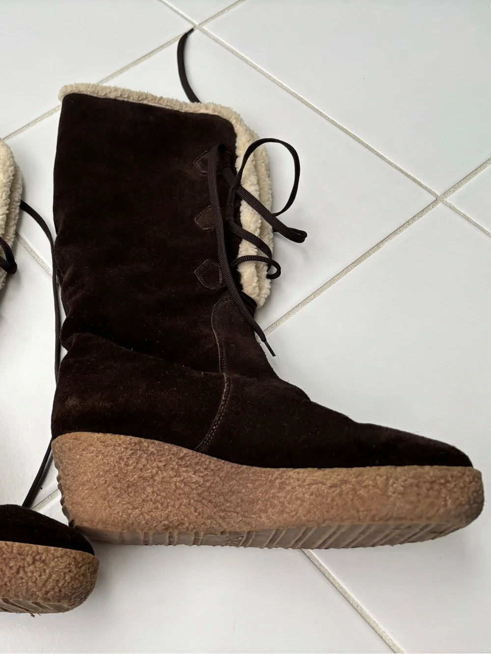 Michael Kors Dark Brown Suede Lace-Up Lined Boots Size 9-9.5